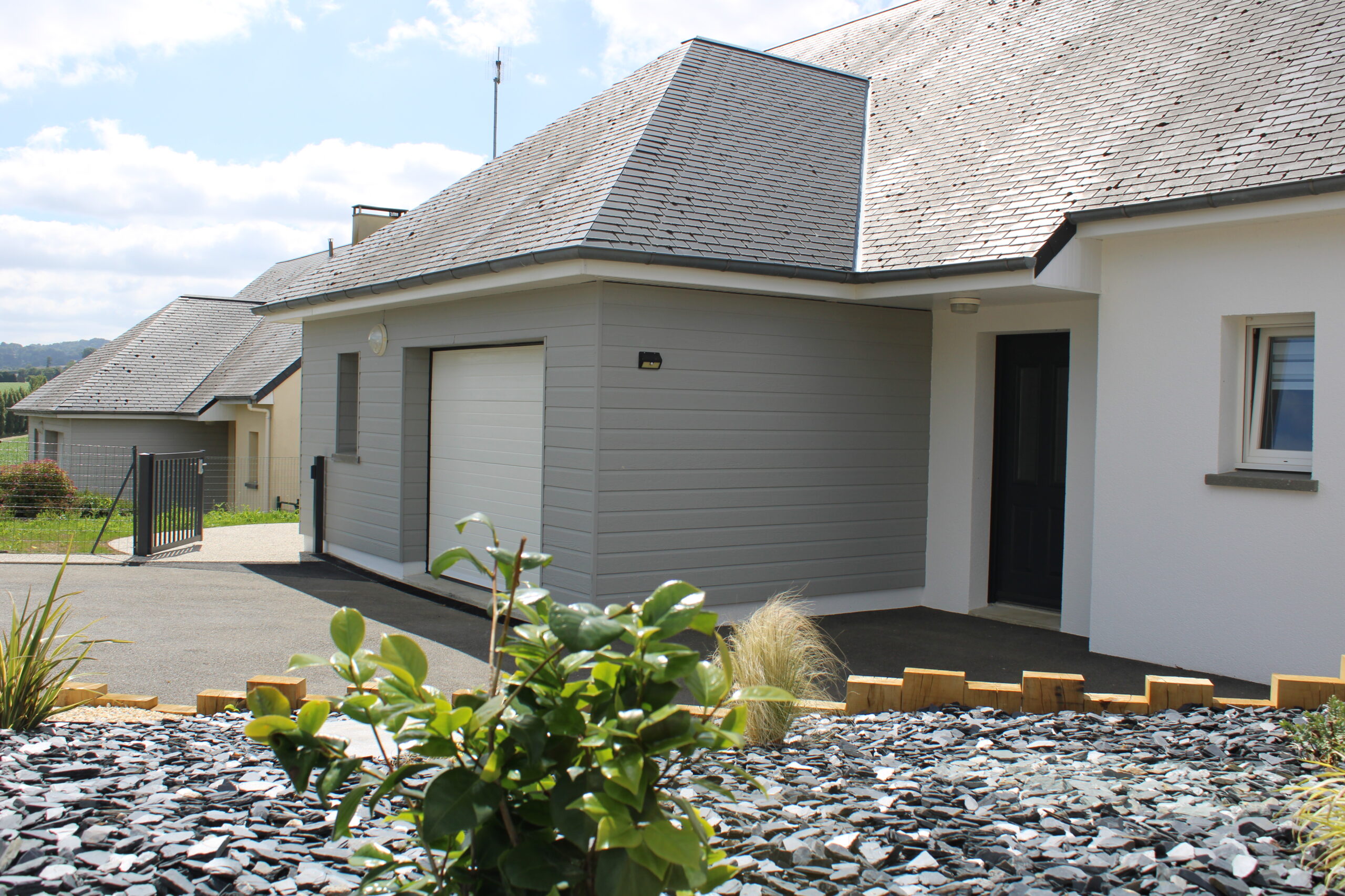 Extension et rénovation d'une maison à Le Mesnil-Tôve