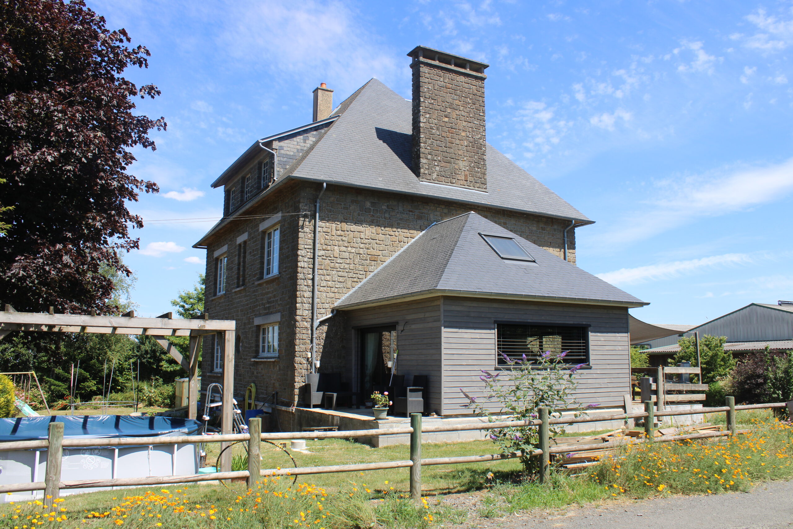 Extension d'une maison à Saint-Quentin les Chardonnets
