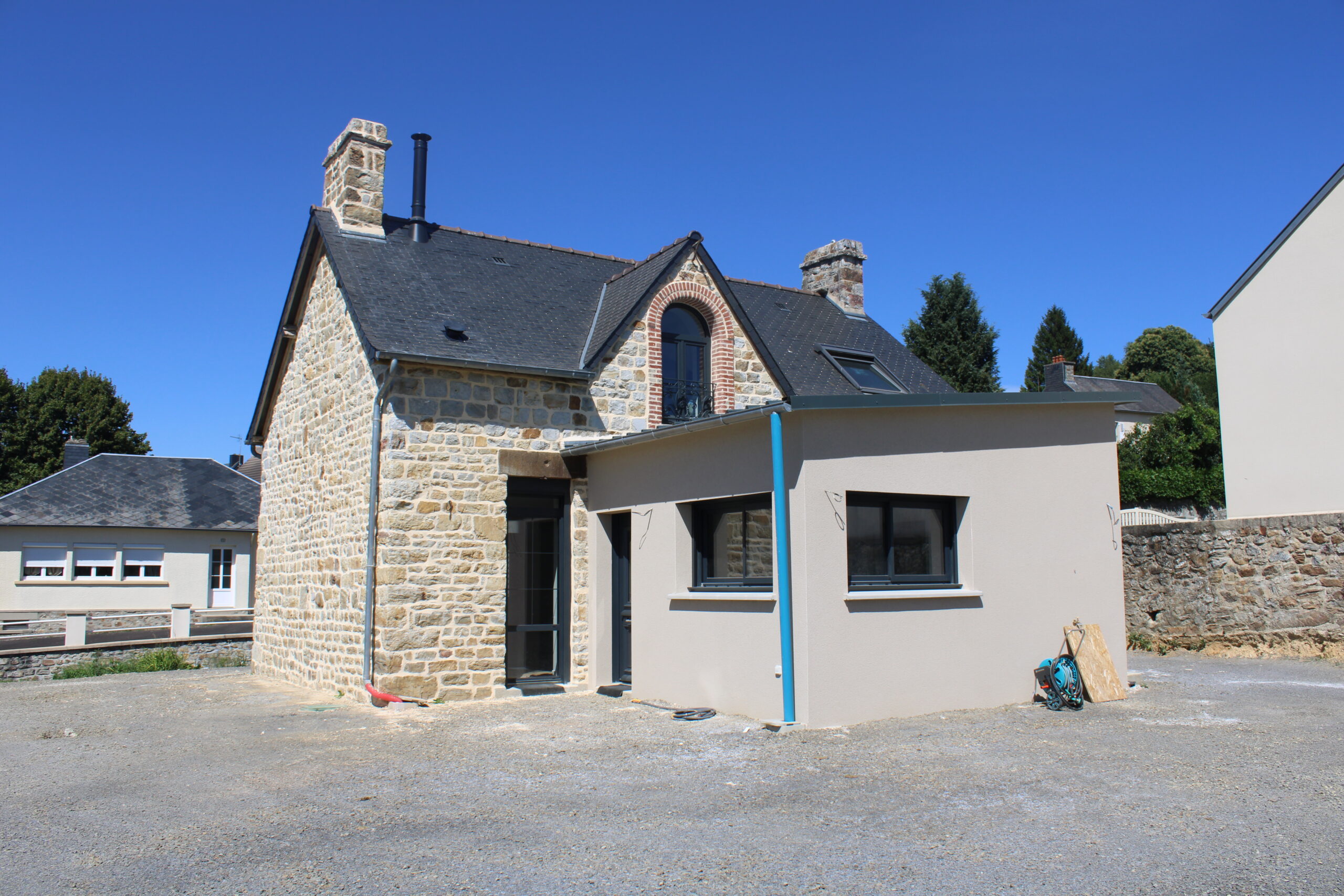 Extension à Mortain