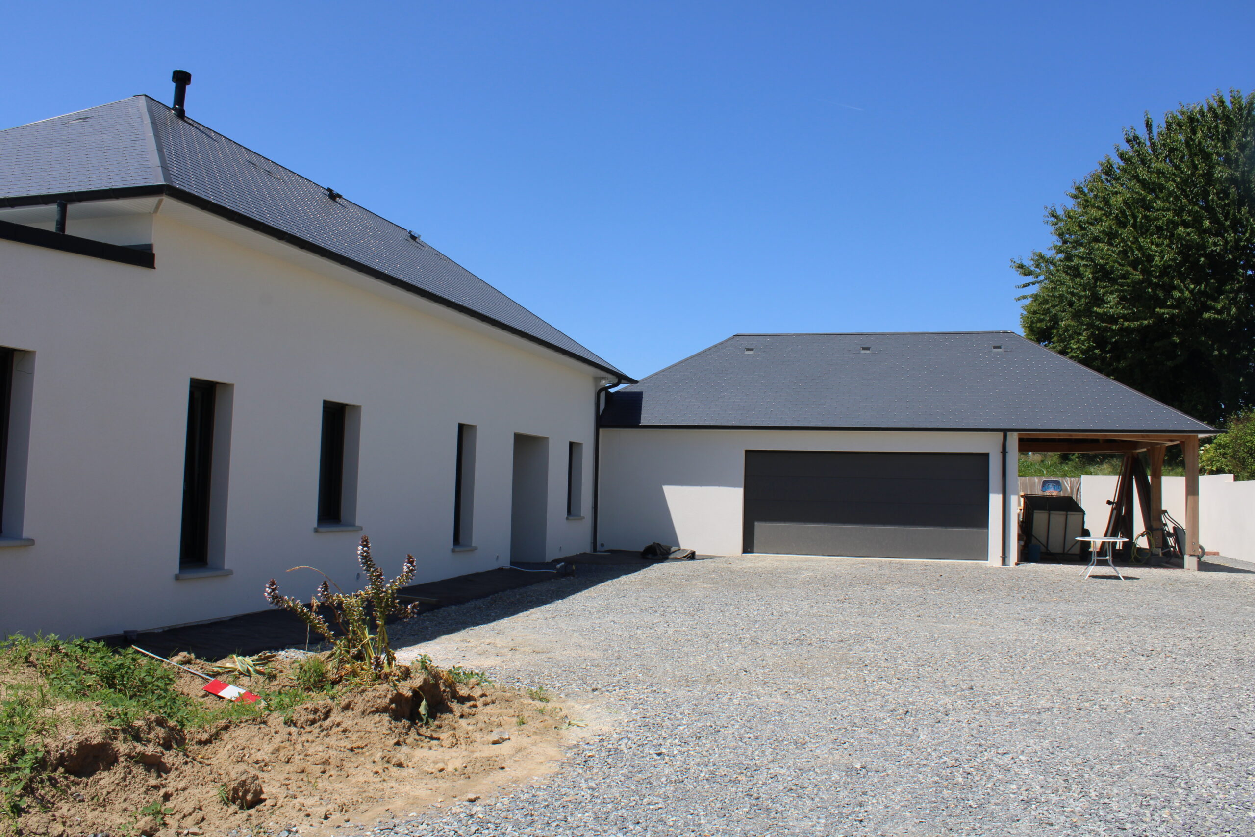 Façade arrière de la maison à Saint-loup